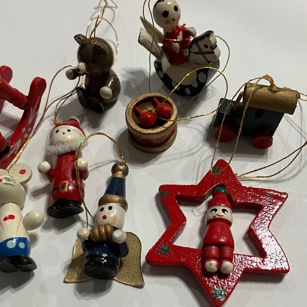Vintage Wooden Christmas Ornaments Set of 9 - Picture 2 of 4